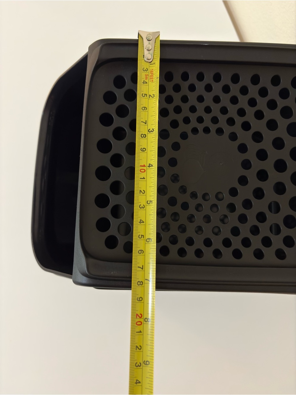 Tupperware Onion & Garlic
Smart® Container - Picture 8 of 15